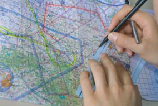 Préparation d’une navigation aérienne sur une carte
